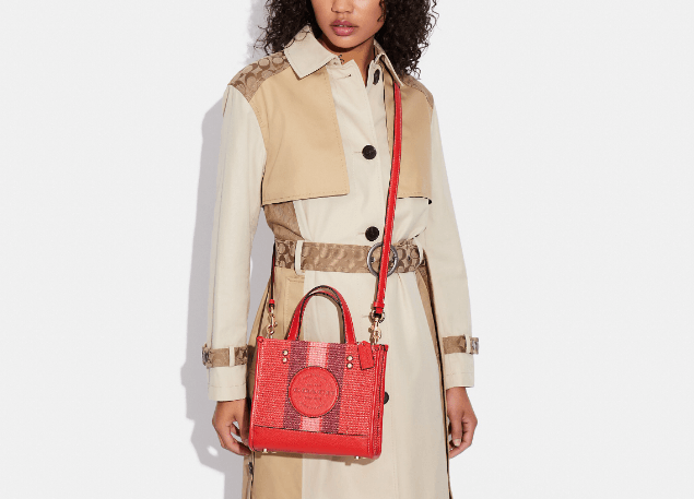Coach Dempsey Tote 22 With Coach Patch