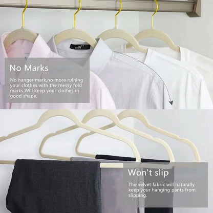 Golden Hook Flocking Hangers - Non-Slip Velvet for Adult Wardrobe Storage - MERRIAMERRIA43cm Seamless Flocking Hangers