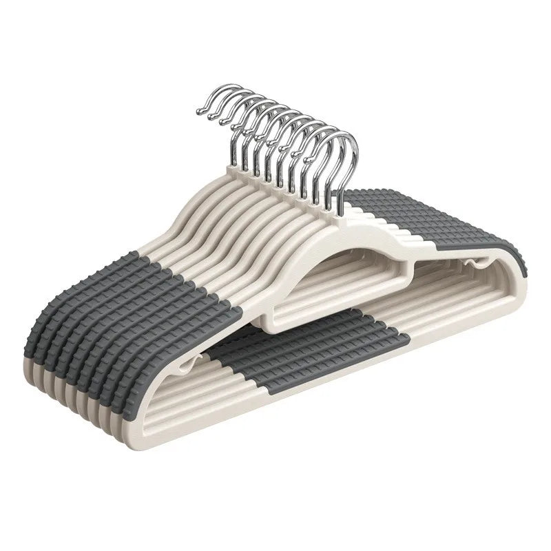 50-Pack Heavy Duty Plastic Hangers – Non-Slip, 360° Swivel Hook, Space-Saving Closet Organizer for Shirts & Wardrobe