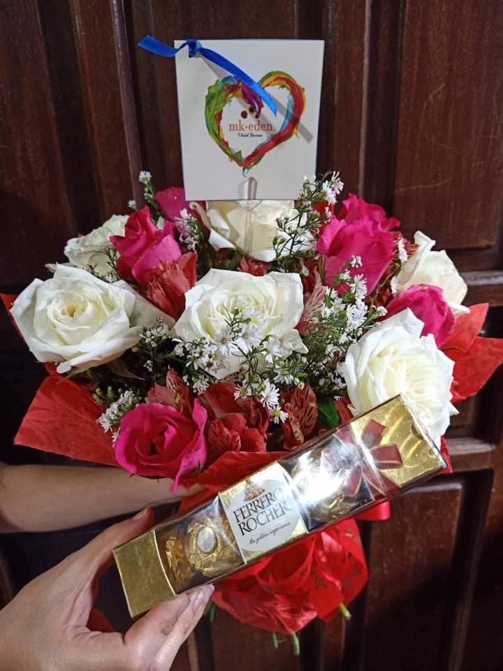Red Roses Bouquet