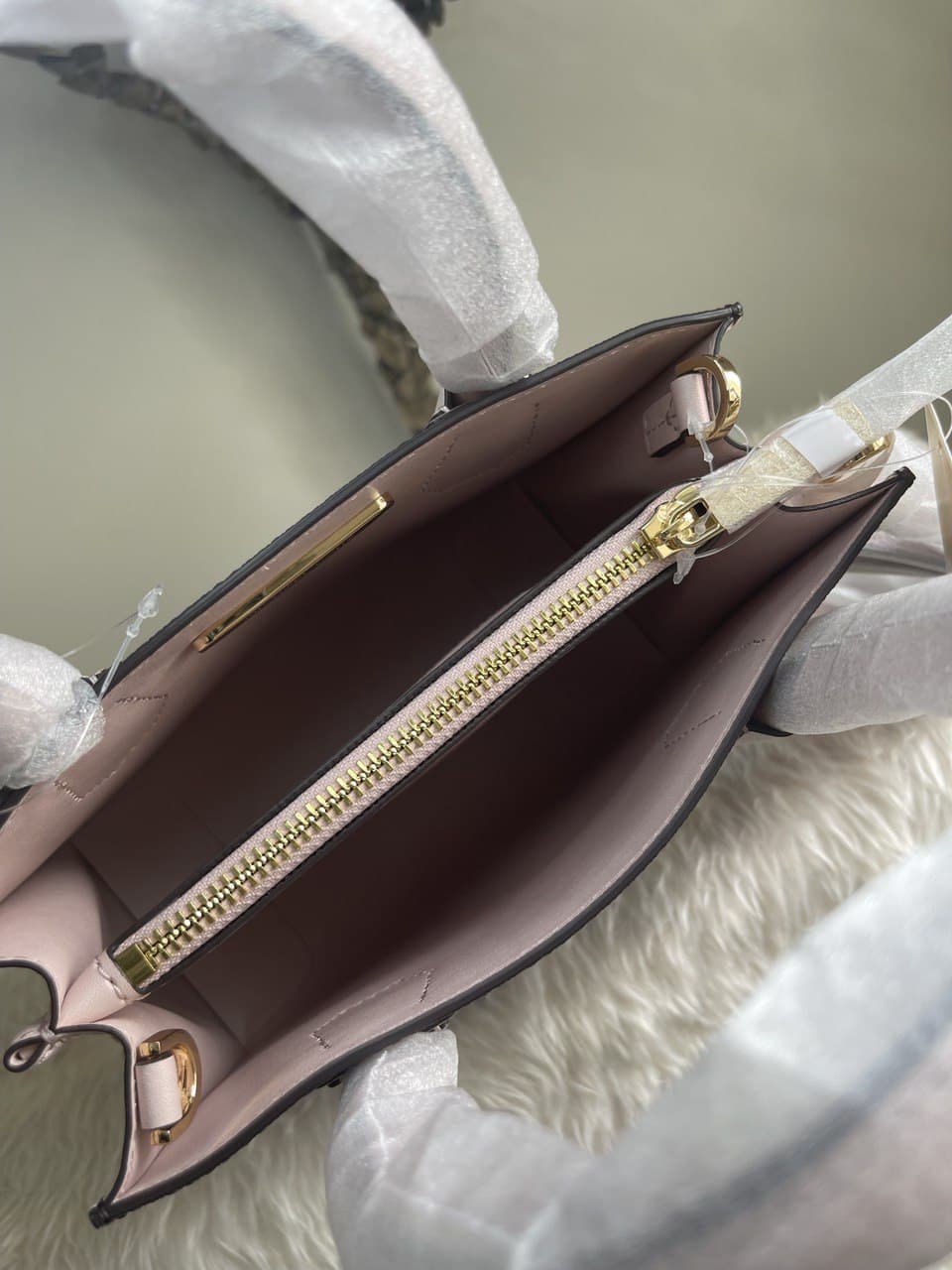 Michael Kors Mercer MD Messenger - Powder Blush