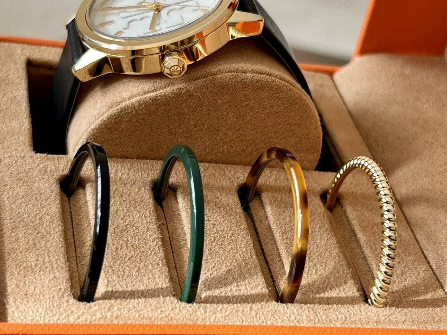Tory Burch Gigi Quartz Ladies Watch Box Set